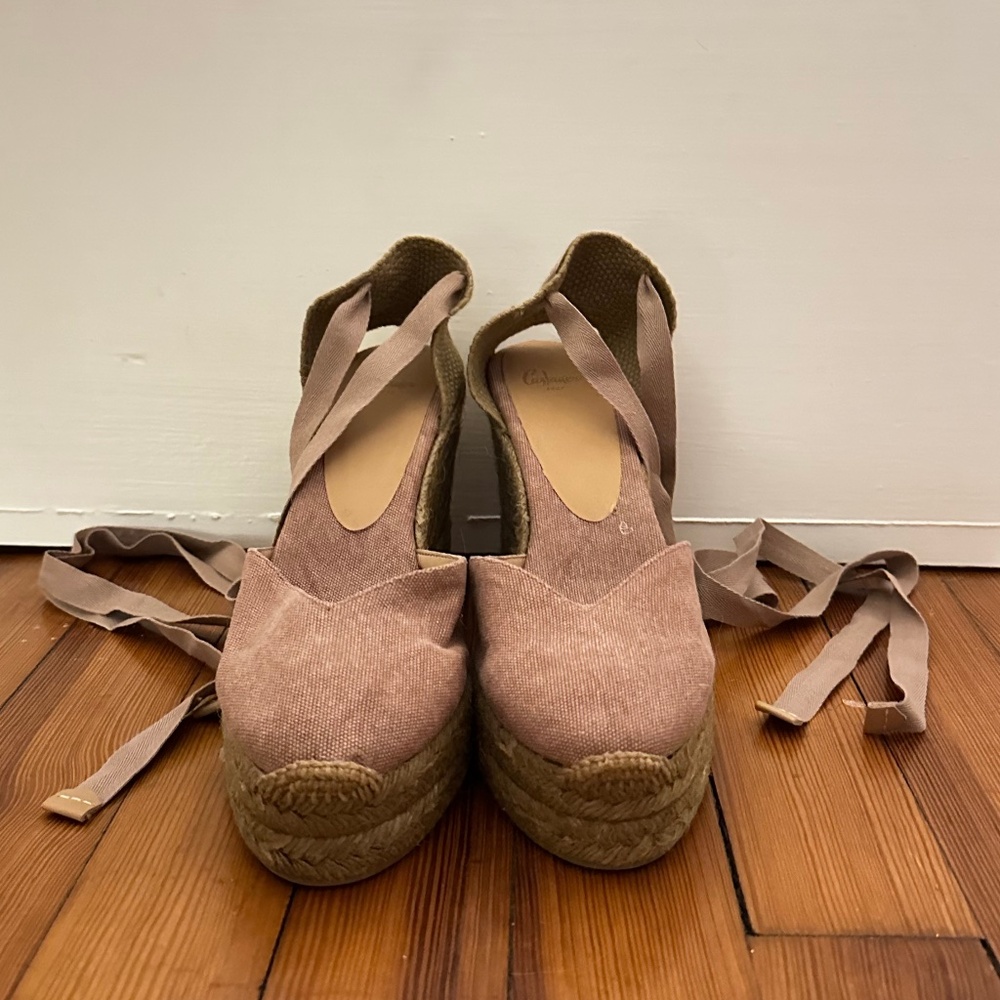 Castaner, brand new, pink wrap up wedges